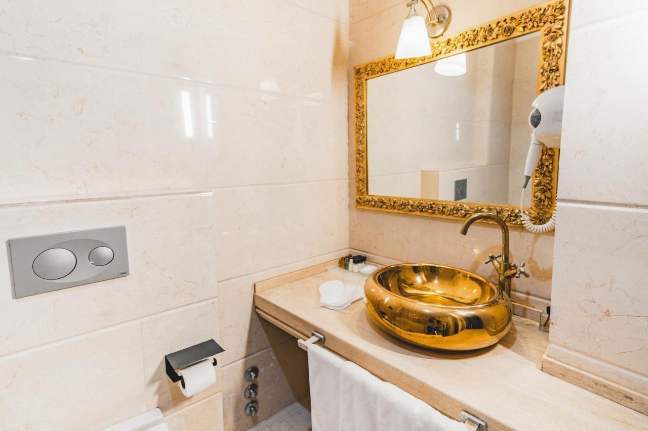 Hotel Fresia イスタンブール エクステリア 写真